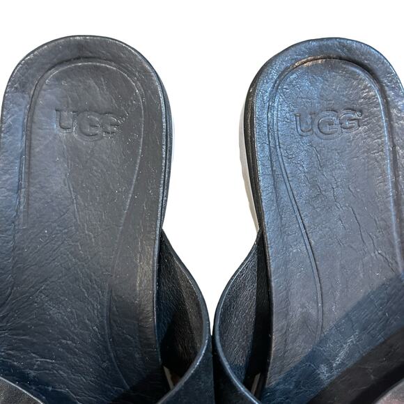 UGG Kari Sandals Womens Size 8 Black Leather Suede Leisure Summer‎ Vacation - Picture 9 of 11